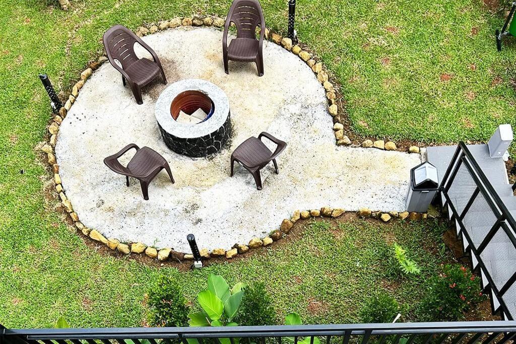 Villa Bango Loft-2 Puncak