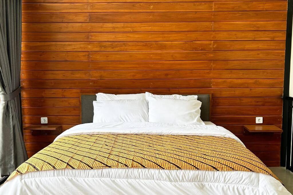 Bango Loft-2 *