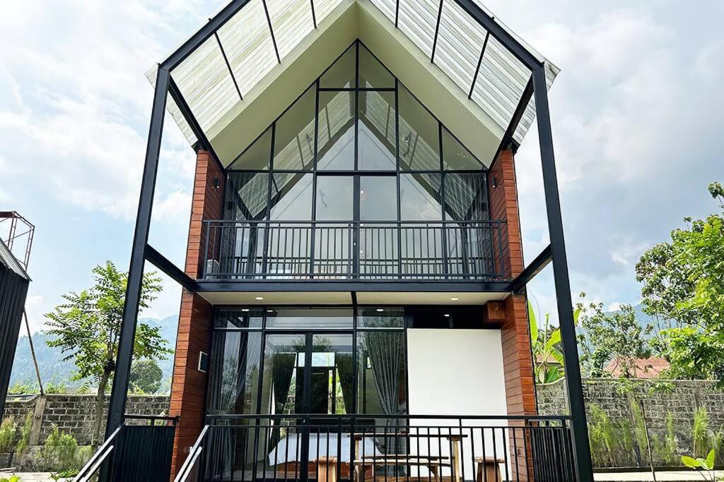 Villa Bango Loft-2 Puncak
