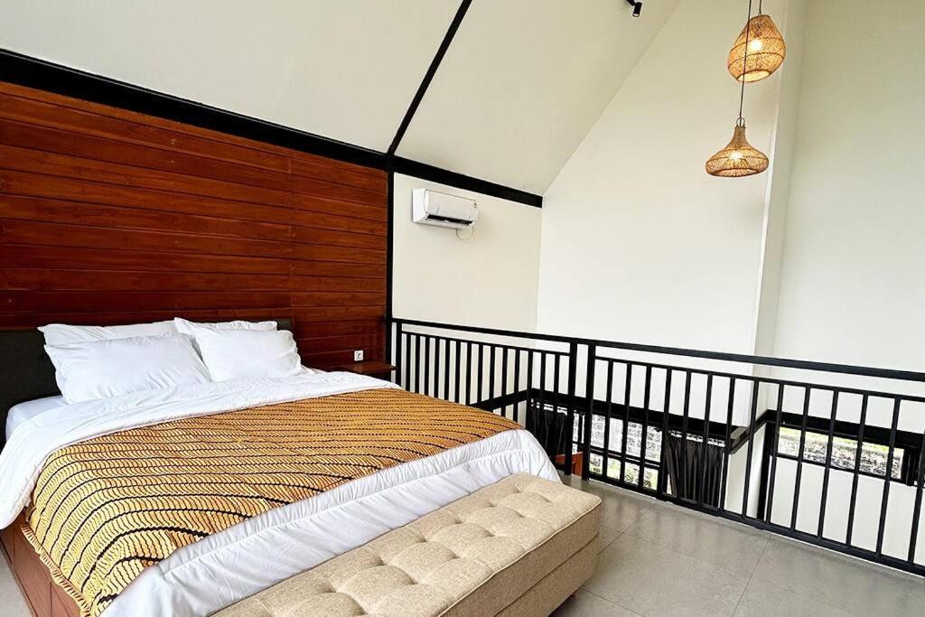 Bango Loft-2 Villa
